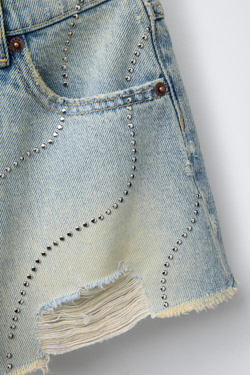 ZARA ДЖИНСОВЫЕ ШОРТЫ С РАЗРЕЗАМИ И СТРАЗАМИ, СИНИЙ