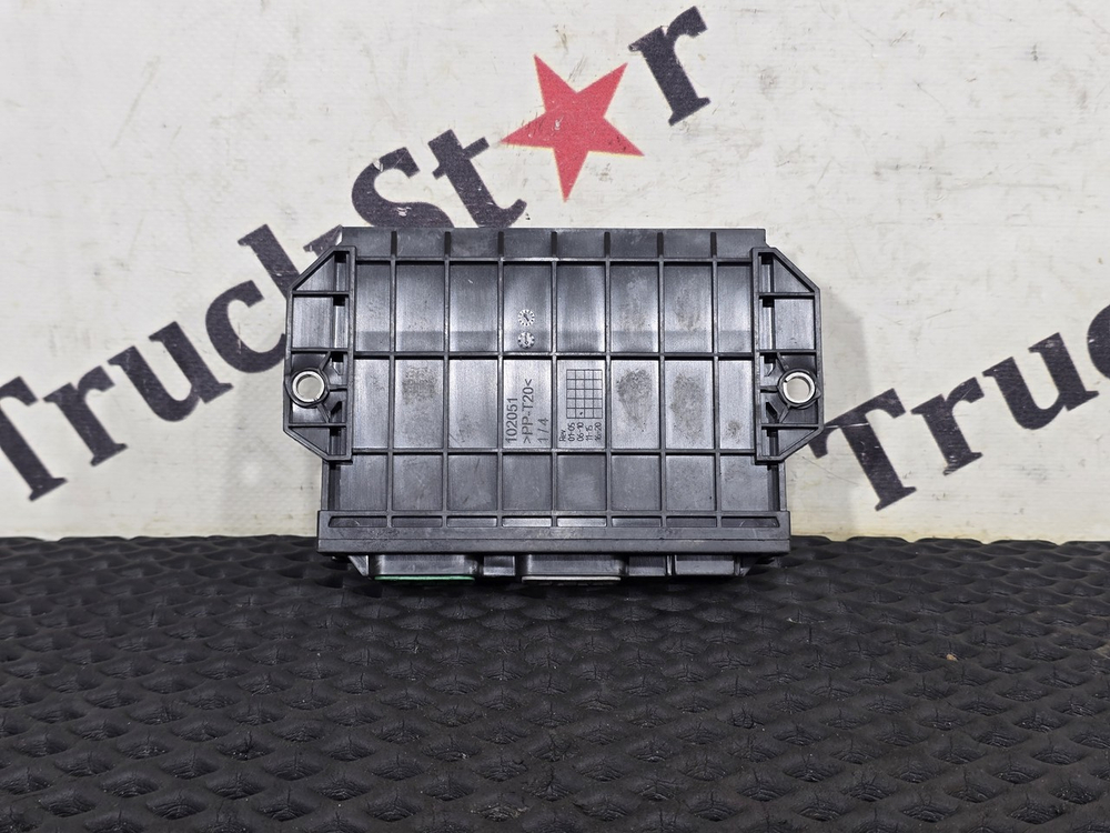 Блок управления двери левый