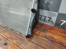 Радиатор двигателя Skoda Karoq 17-нв Б/У Оригинал 5Q0121251GR
