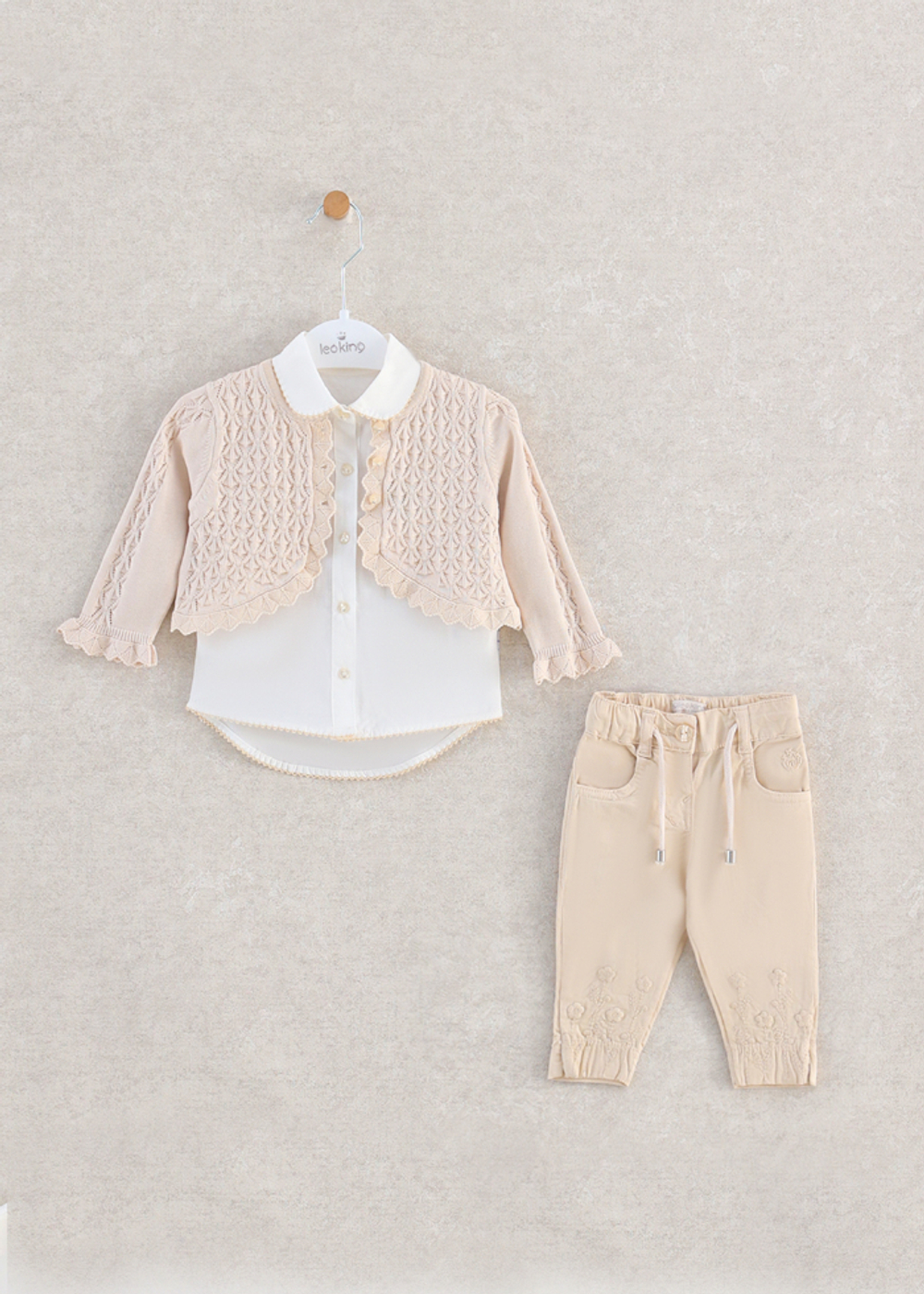 рубашка с болеро и джинсами