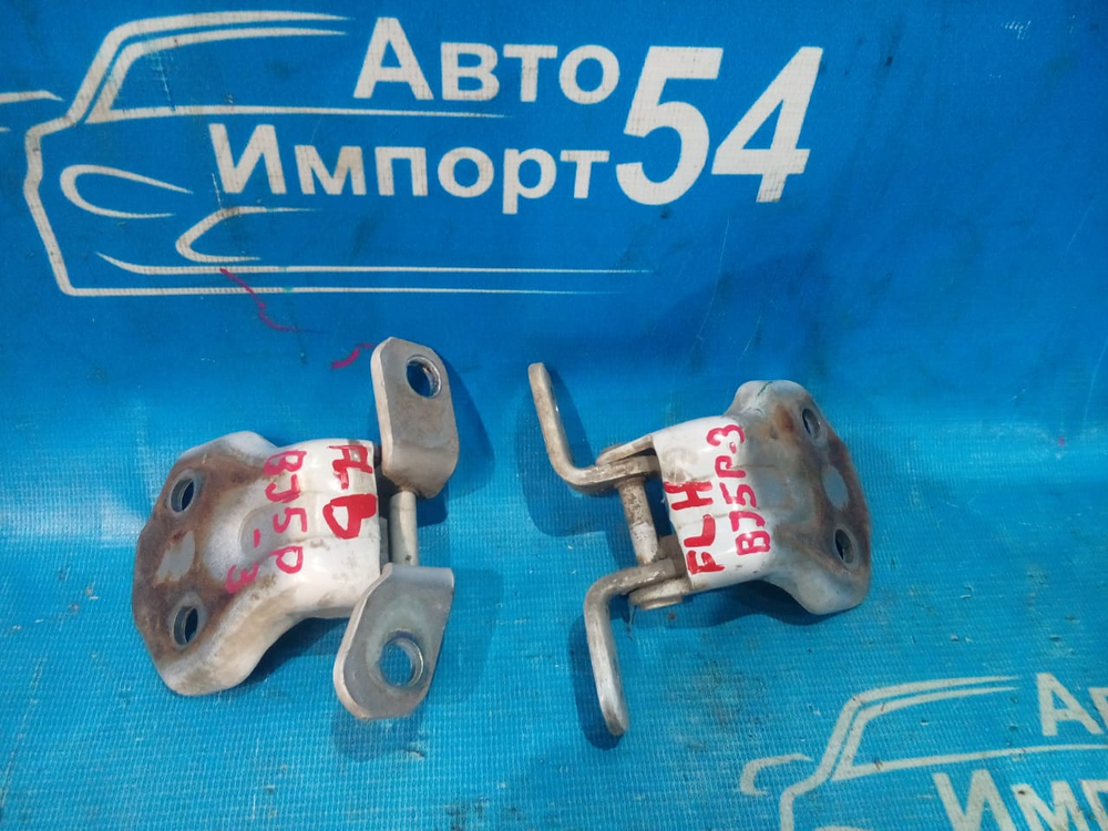 Петля двери передней левой MAZDA FAMILIA 2000