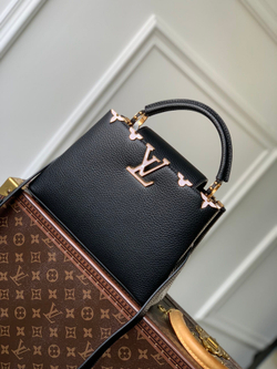 Louis Vuitton Capucines BB
