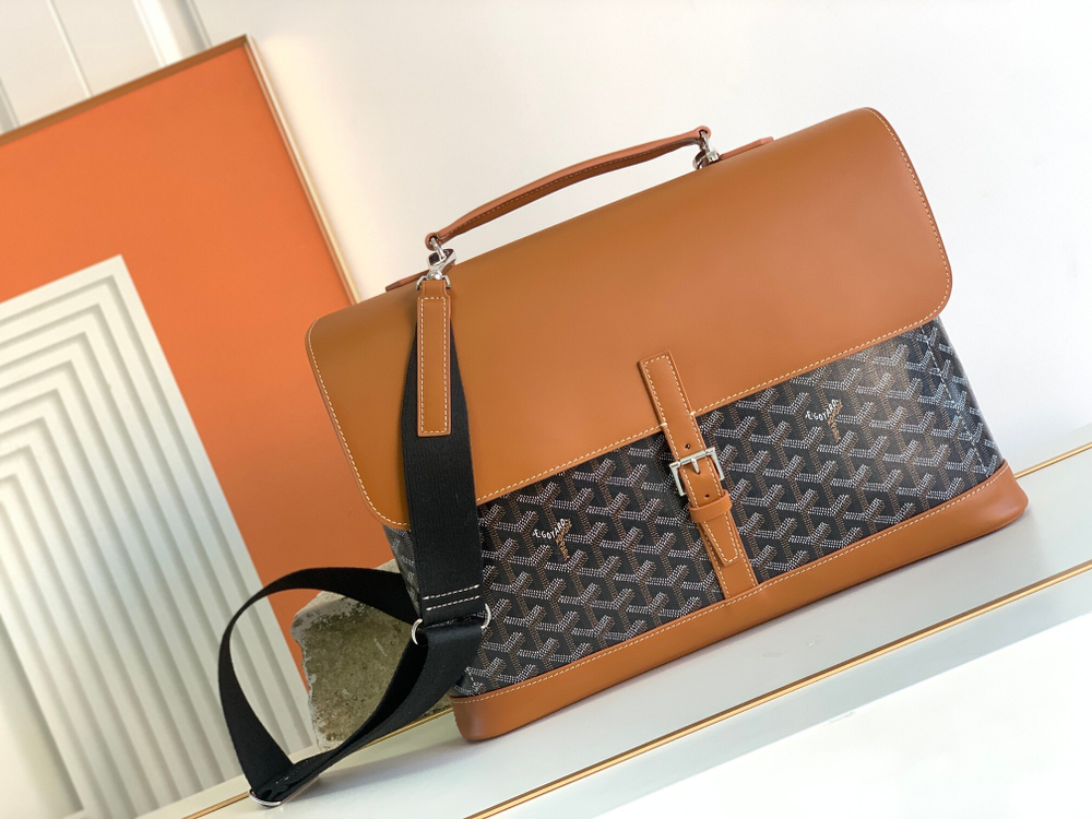 Goyard Citadin Messenger Bag
