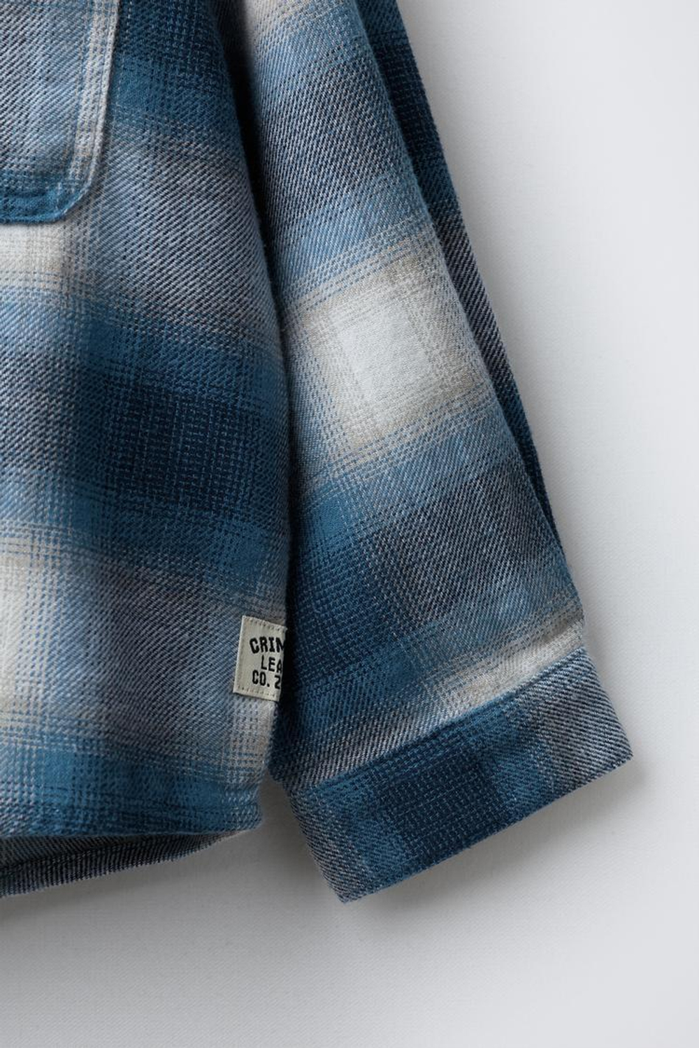 ZARA КУРТКА-РУБАШКА В КЛЕТКУ С КАПЮШОНОМ ИЗ МЯГКОЙ ТКАНИ, СИНИЙ