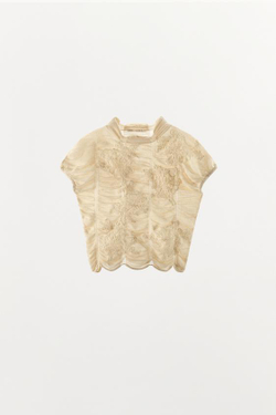 ZARA ТРИКОТАЖНЫЙ ТОП СО СБОРКАМИ И ВЫШИВКОЙ, ЭКРЮ