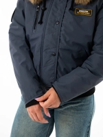 Куртка зимняя короткая с капюшоном и опушкой