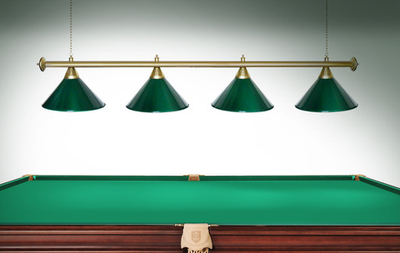 Лампа STARTBILLIARDS 4 пл. (плафоны зеленые,штанга золотая,фурнитура золото)