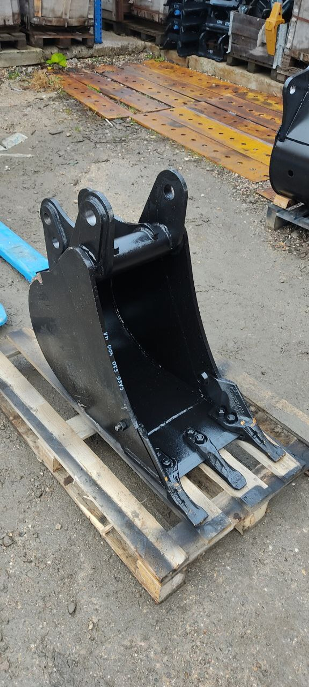 Ковш Case 695 400 мм 0,1м3