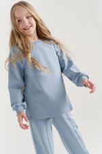 Свитшот облегченный "Дымка" с фигурным вырезом 7+