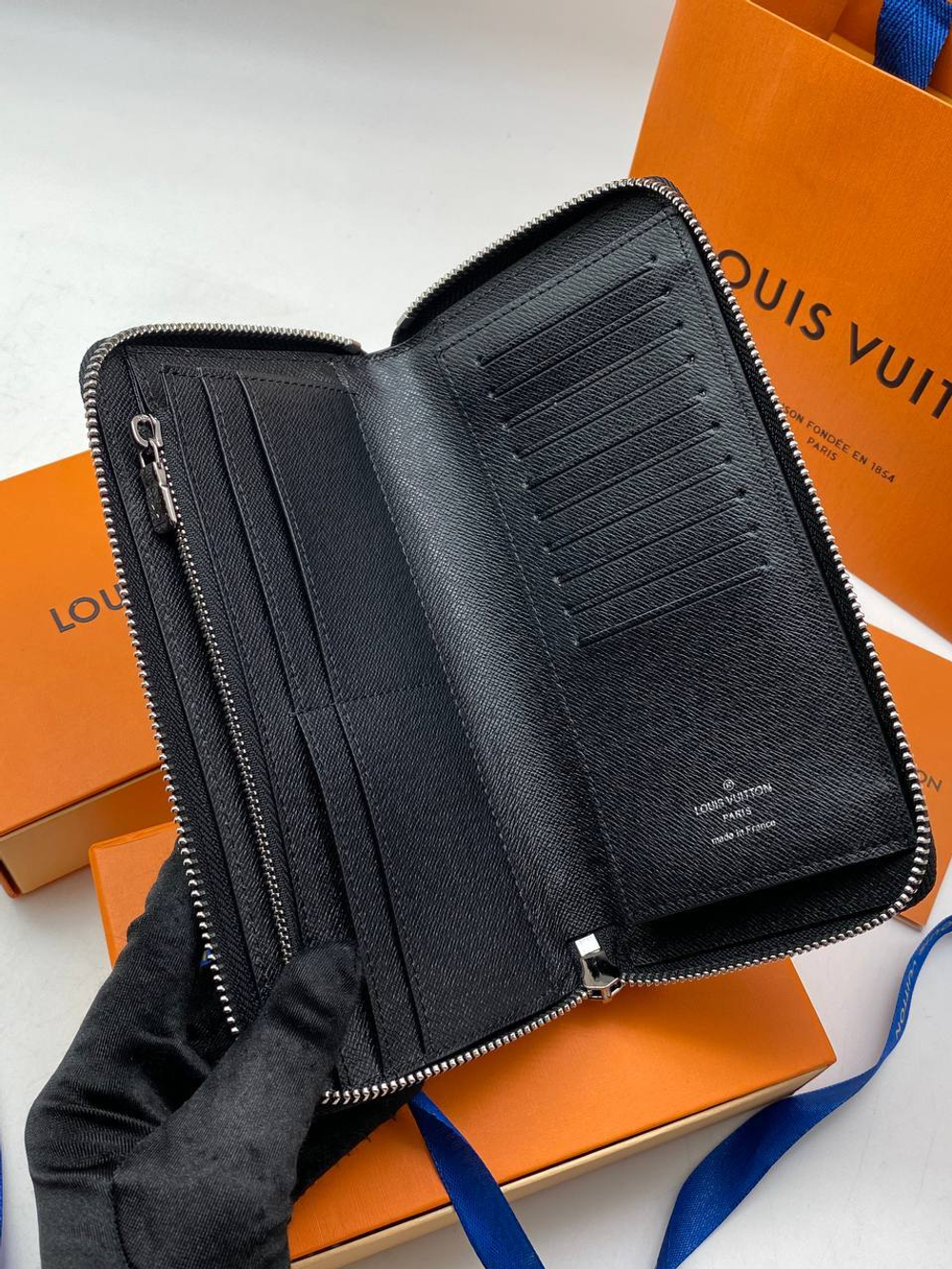 Кошелёк Louis Vuitton