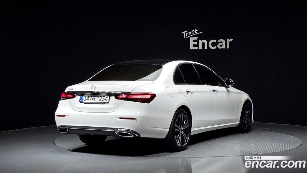 Mercedes-Benz E-Class W213 E250 Avangarde (03.2021)