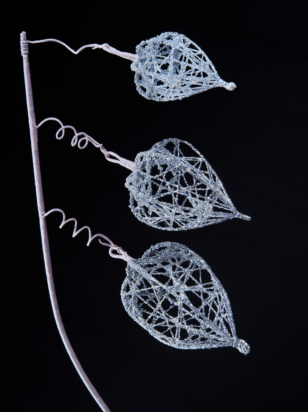 Веточка физалис 58см ChristmasDeLuxe серебро