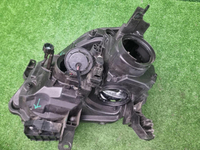 Фара правая Nissan X-Trail 2 Т31 (10-15) ксенон