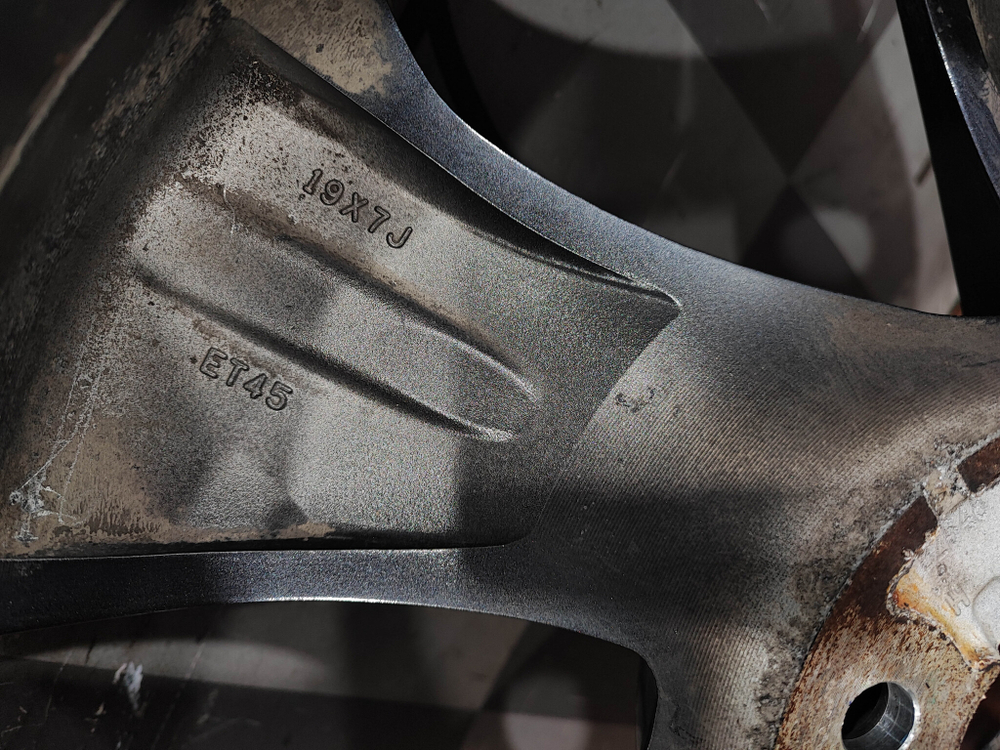 Диск колесный литой R19 Baic X55 22-нв Б/У Оригинал A00111926