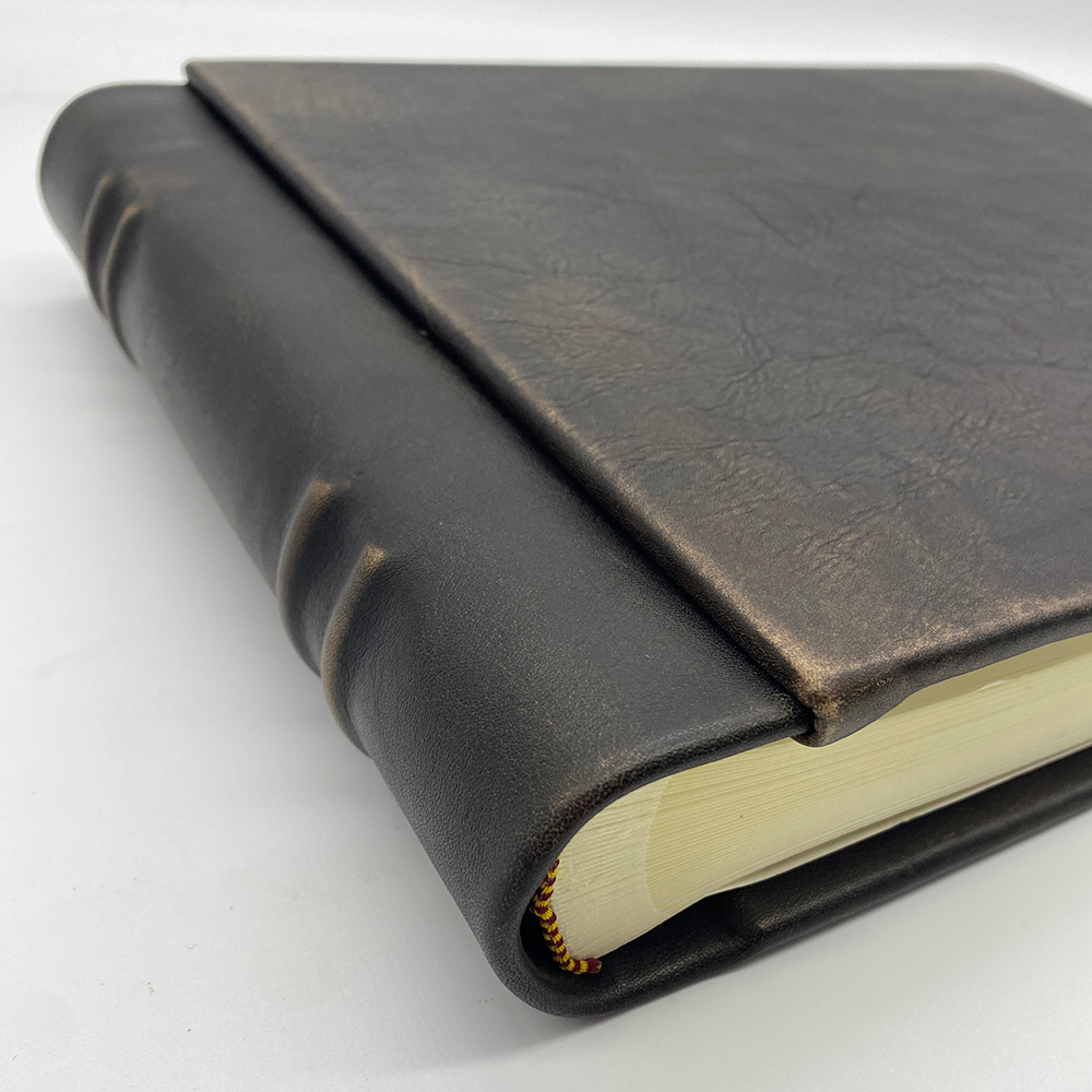 Альбом "OLD BOOK" 24*30