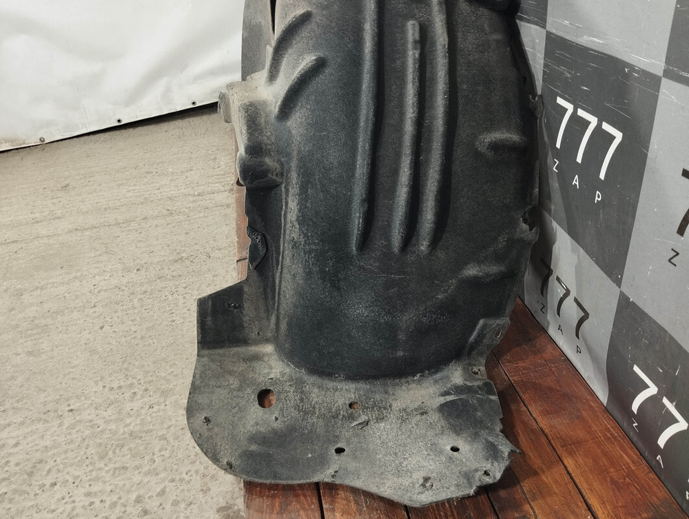 Подкрылок задний правый Volkswagen Touareg 3 18-нв Б/У Оригинал 760810970D