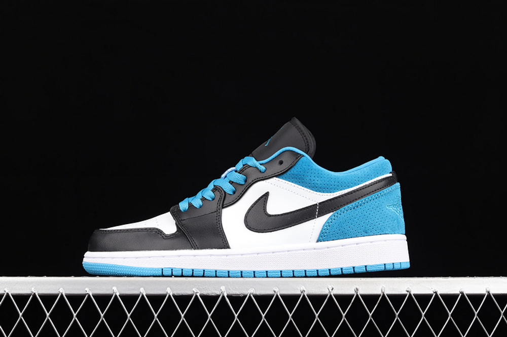 AIR JORDAN 1 LOW SE BLACK/BLACK/LASER BLUE/WHITE