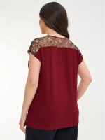 Блузка футболка с кружевом