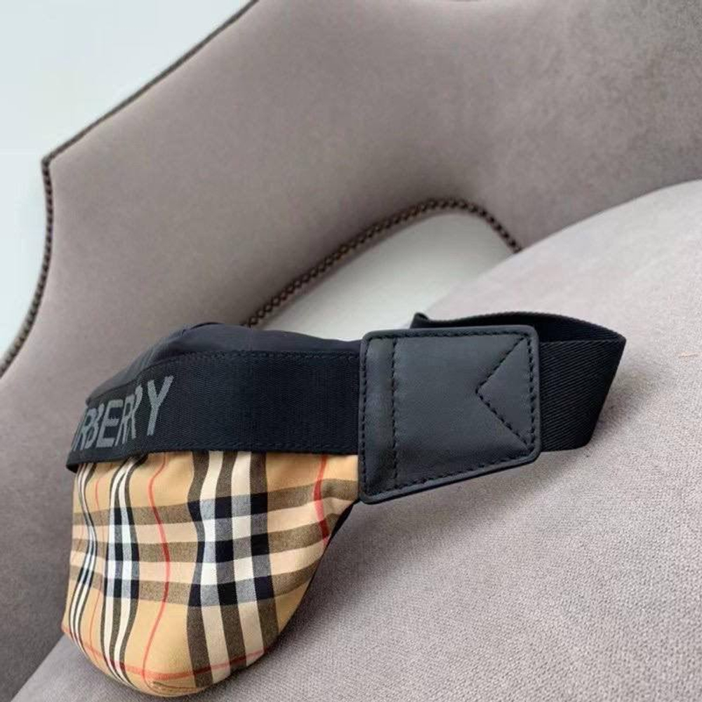 Сумка поясная Burberry