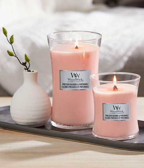 Цветы пачули, ароматическая свеча, WoodWick