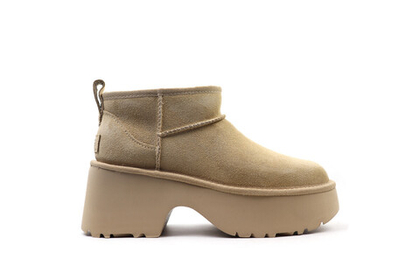 UGG Ultra Mini New Heights Mustard Seed