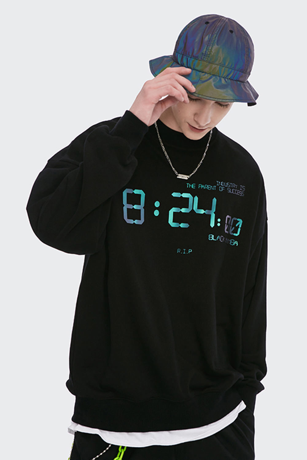 Свитшот 8:24