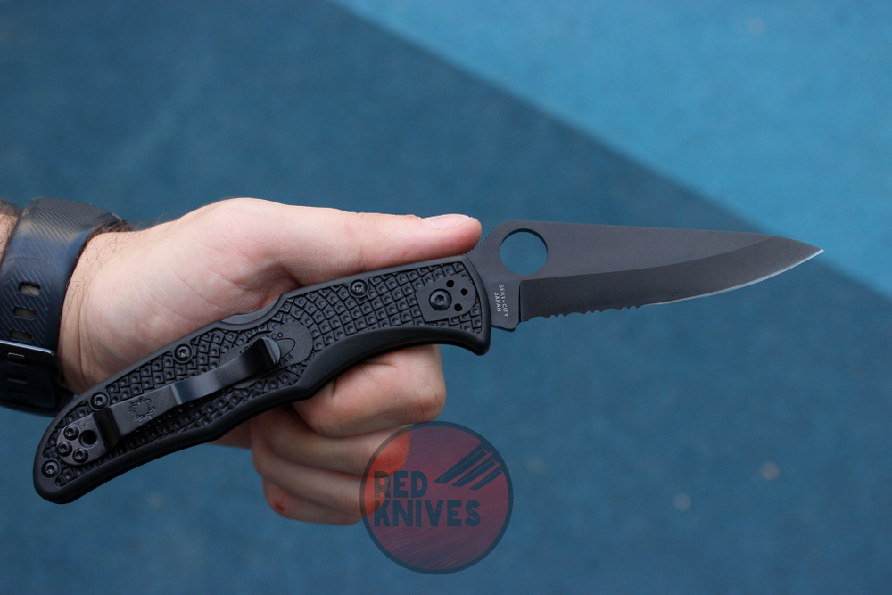 Нож Spyderco Endura Black полусеррейтор (версия 2024 г) C10BBK