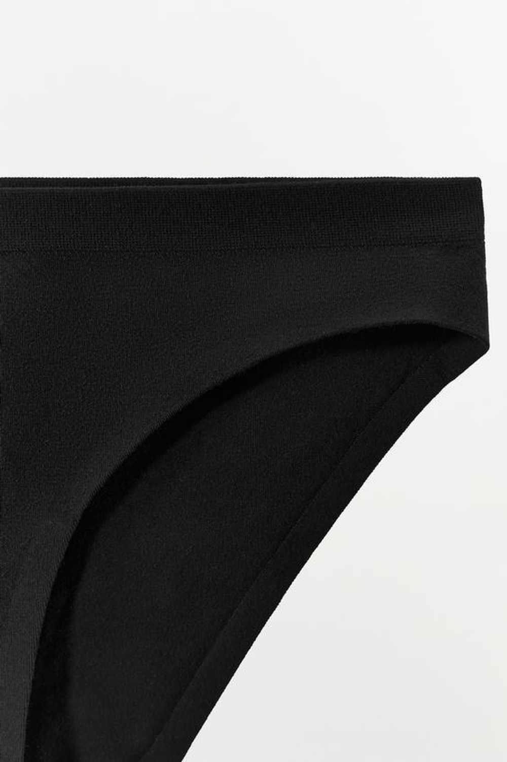 ZARA БЕСШОВНЫЕ ТРУСЫ, ЧЕРНЫЙ