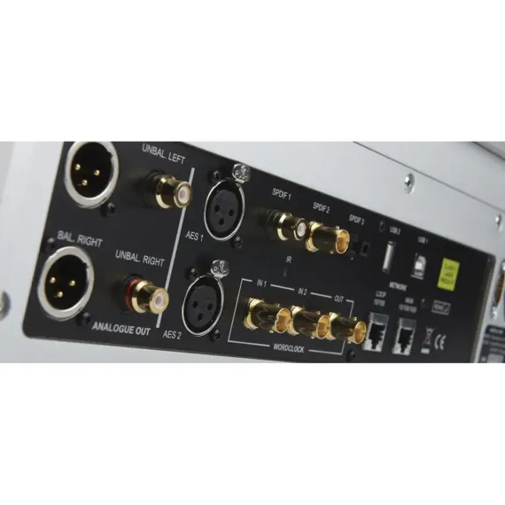 dCS Rossini DAC Silver