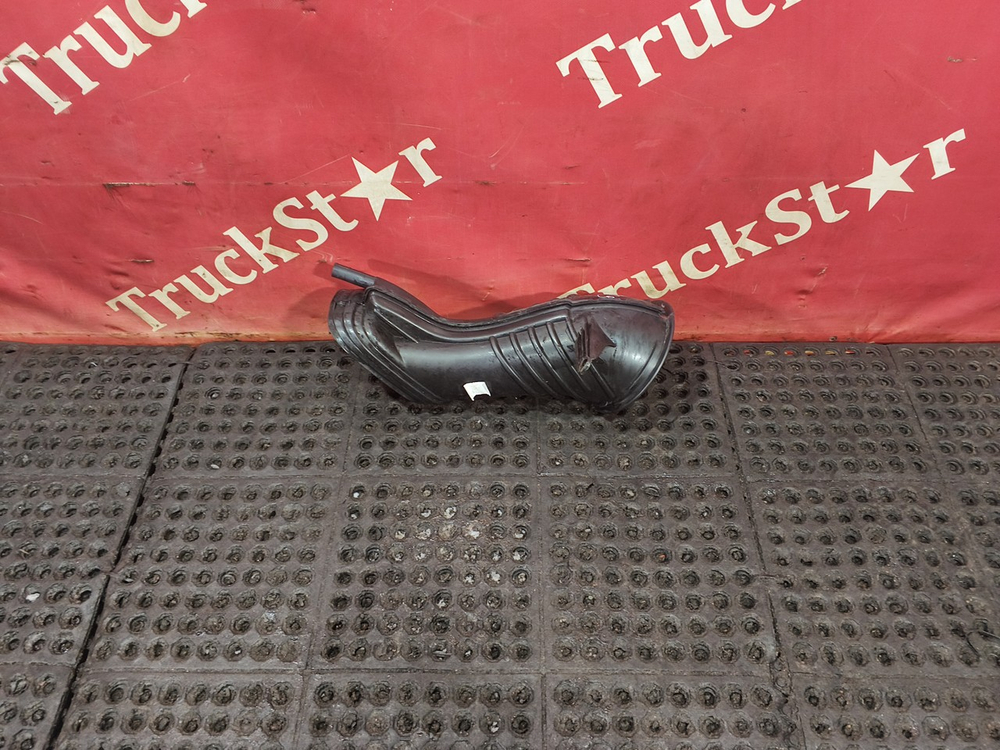 Патрубок воздушного фильтра 2019г.