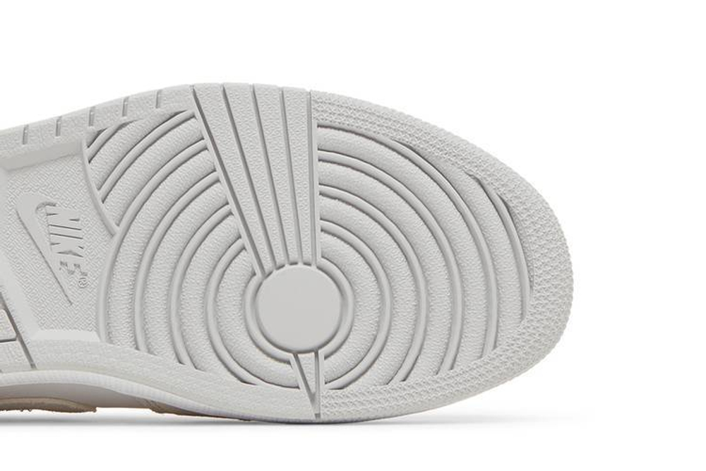 Кроссовки Jordan Air Jordan 1 Low Se Craft "White And Phantom"