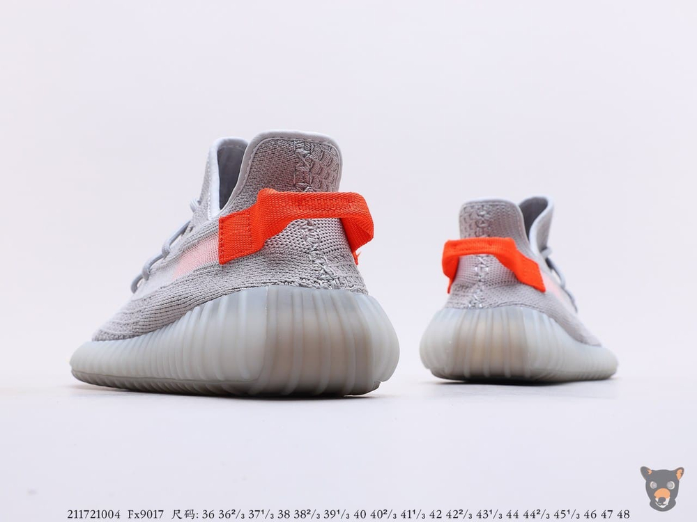 Кроссовки Yeezy Boost 350 V2 “Tail Light”