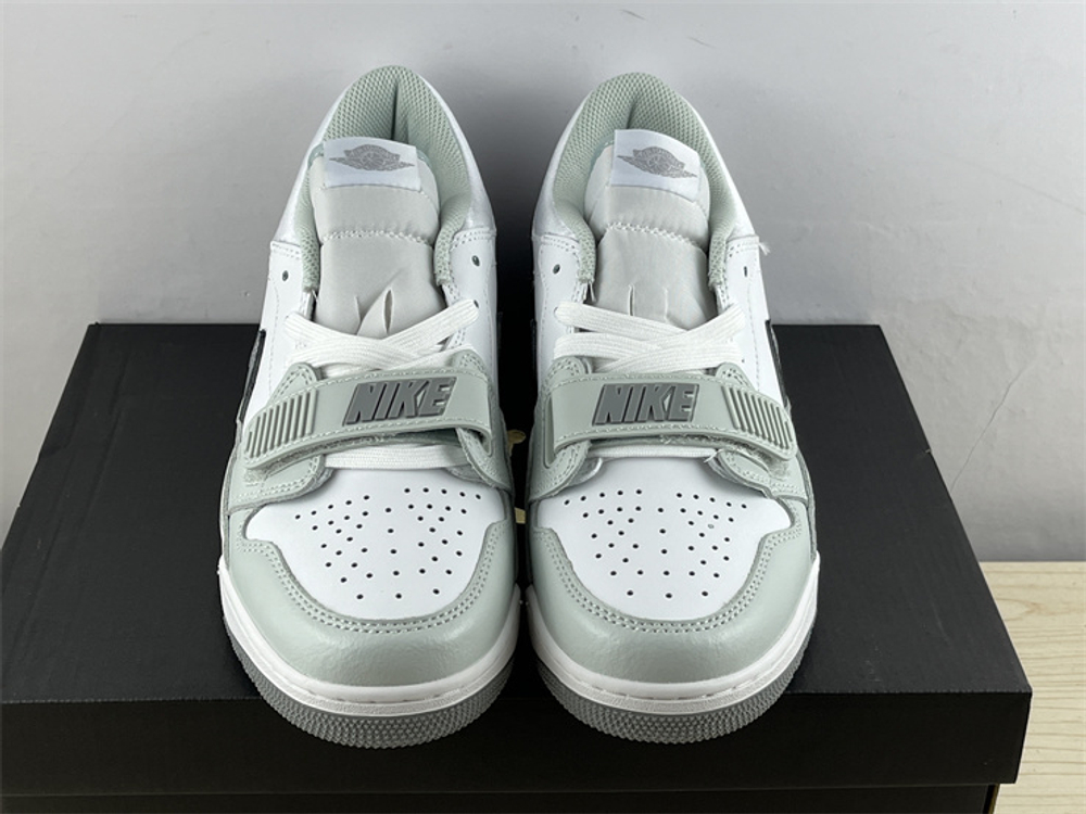 Air Jordan Legacy 312 Low PV8115-101