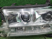 Битая Фара левая Toyota Land Cruiser 200 15-21 LED
