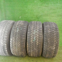Шина Комплект шин Bridgestone Blizzak DM-V2 285/45 R22