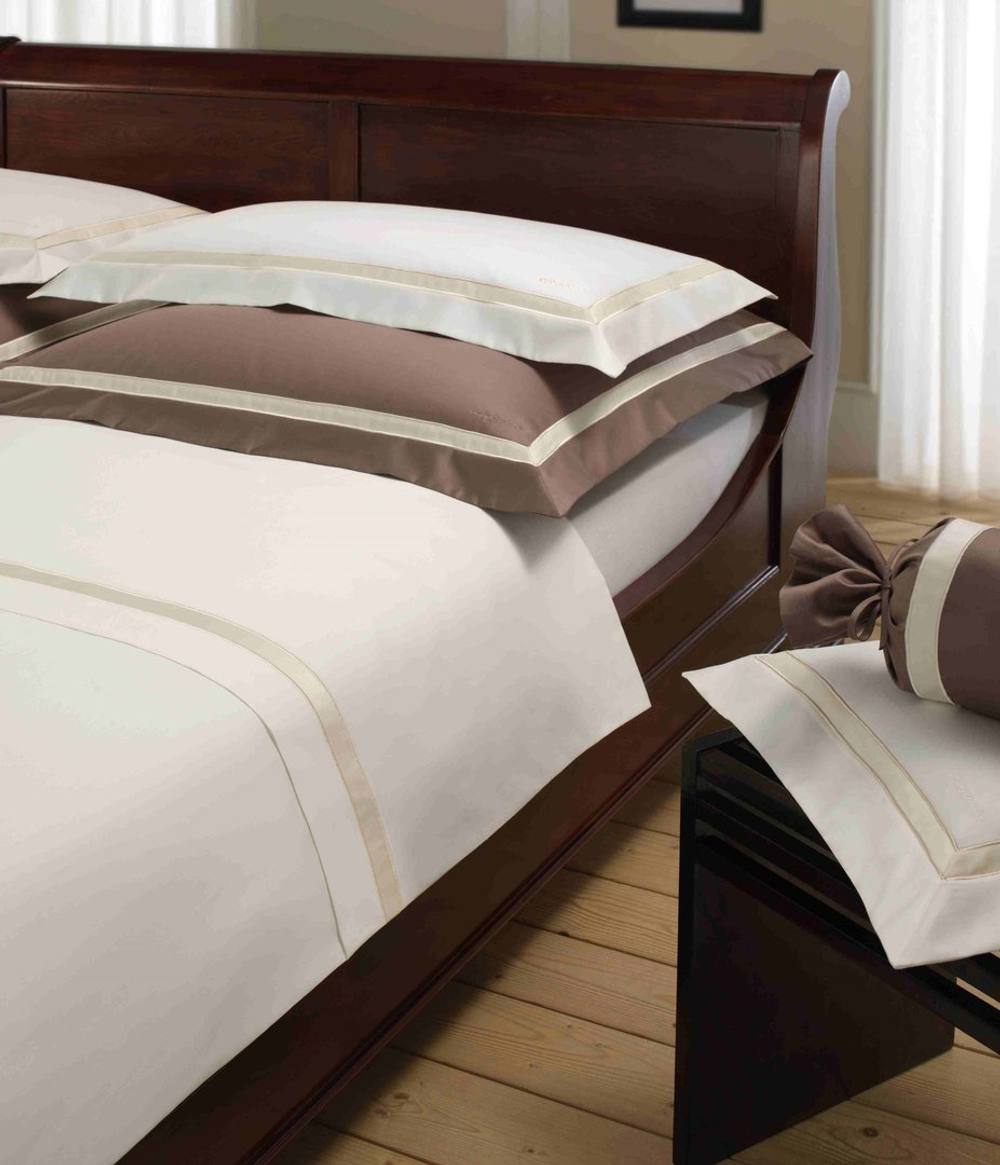 Наволочка 70x70 Elegante Studio Line белая  фото