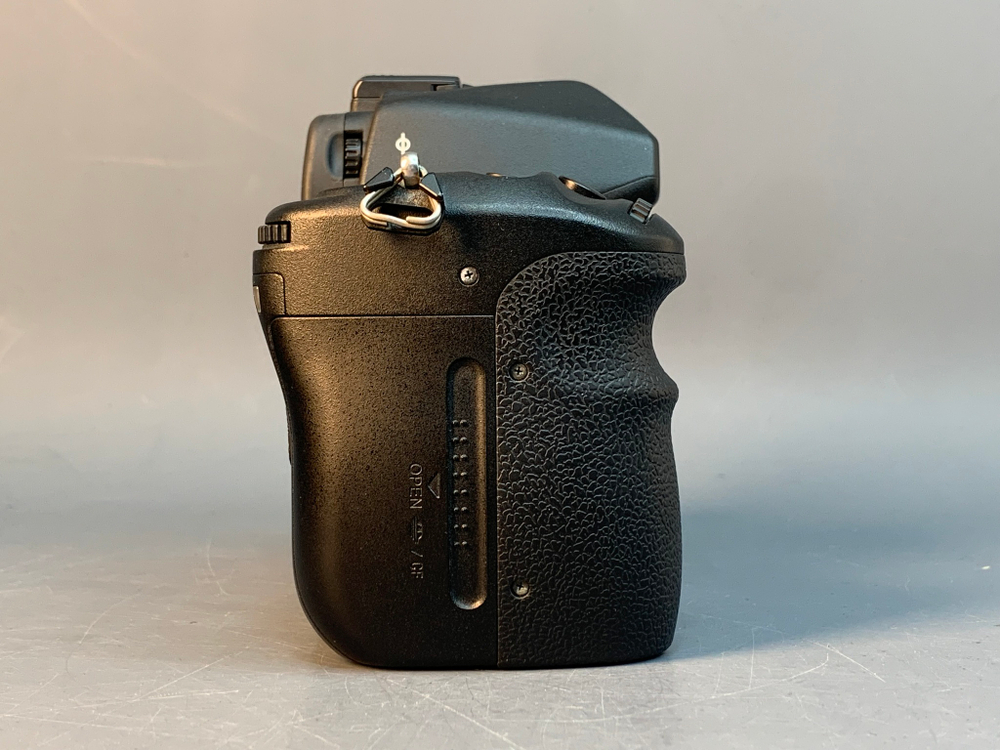Sony A850 Body 25300 Кадров нет русского языка