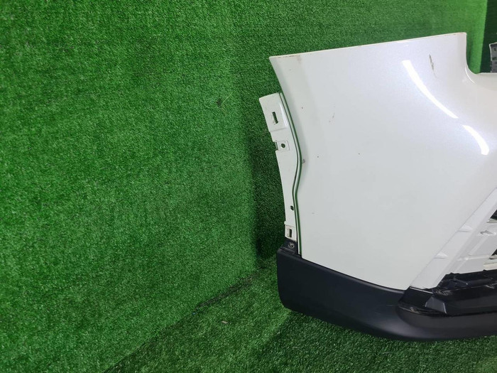 Бампер передний GAC GS8 1 (2016-2023) (В пленке)