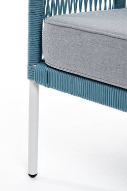 "Канны" диван 2-местный плетеный из роупа, каркас алюминий светло-серый (RAL7035) муар, роуп бирюзовый круглый, ткань светло-серая