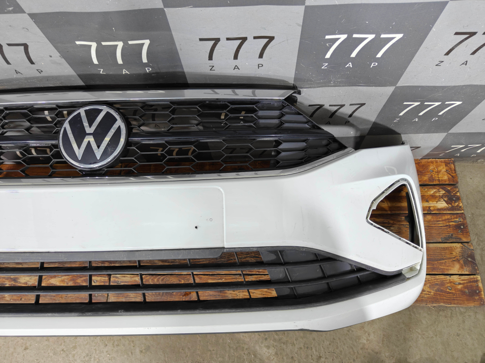 Бампер передний в сборе Volkswagen Polo 6 20-нв Б/У Оригинал 6N5807217GRU