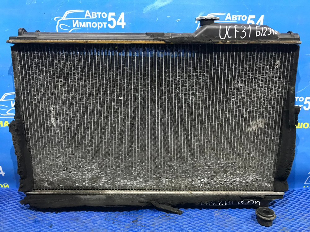 Радиатор двигателя TOYOTA CELSIOR 2000-2006