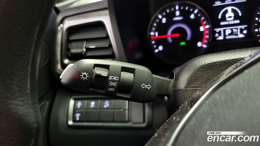 KG Mobility (Ssangyong) Very New Tivoli Дизель 1.6 2WD (08.2019)