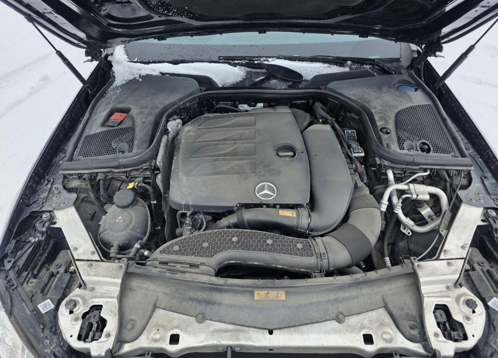 Mercedes-Benz E-CLASS 200 4MATIC Sport
