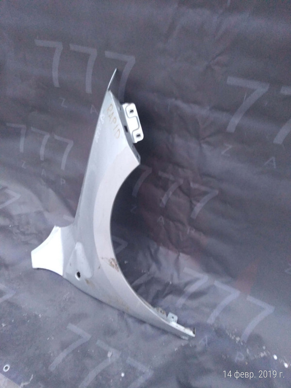 крыло переднее правое Skoda Rapid 1 12-20 Б/У Оригинал 5JA821022C