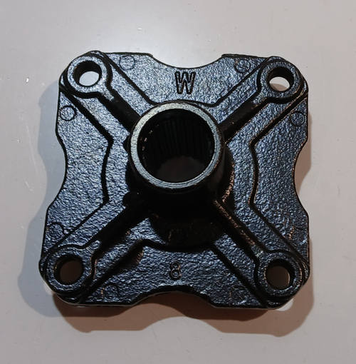 Ступица заднего колеса с болтами 4шт ATV WILD TRACK X