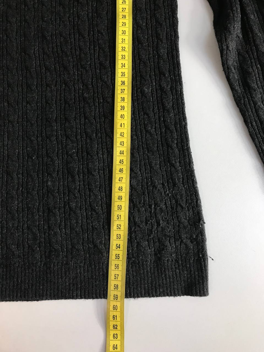 Джемпер Uniqlo базовый, маркировка М, визуально на 46 размер