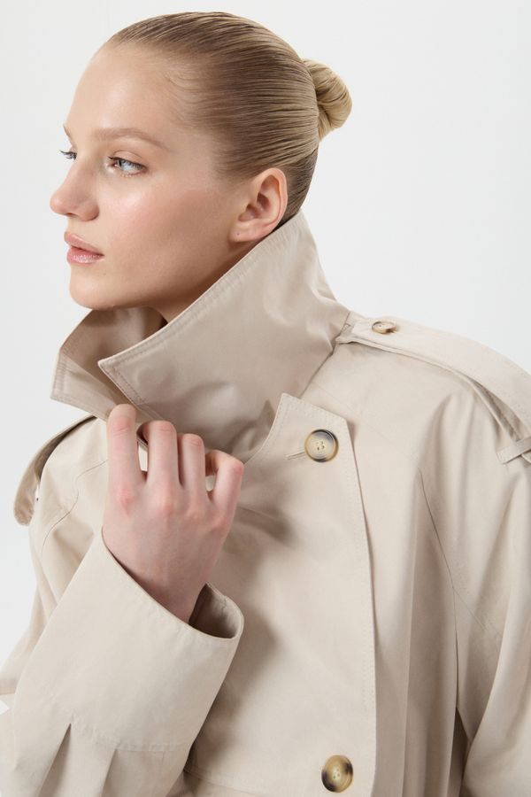 Полуплащ Elsa