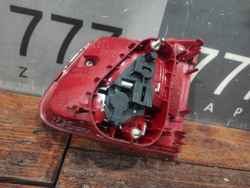 Фонарь задний левый внутренний Volkswagen Tiguan 1 11-18 Б/У Оригинал 5N0945093G