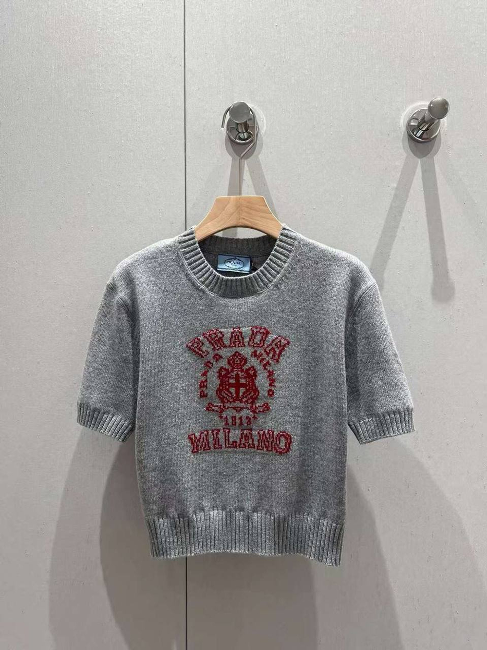 Кофта Prada