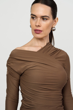 Лонгслив с драпировкой